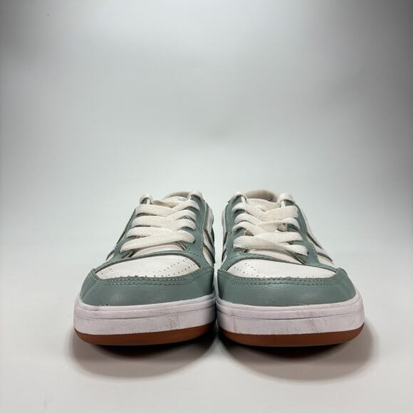 Vans Lowland ComfyCush Gray White Sneakers Skate Shoes Sneakers Women’s Size 6 - Picture 2 of 10